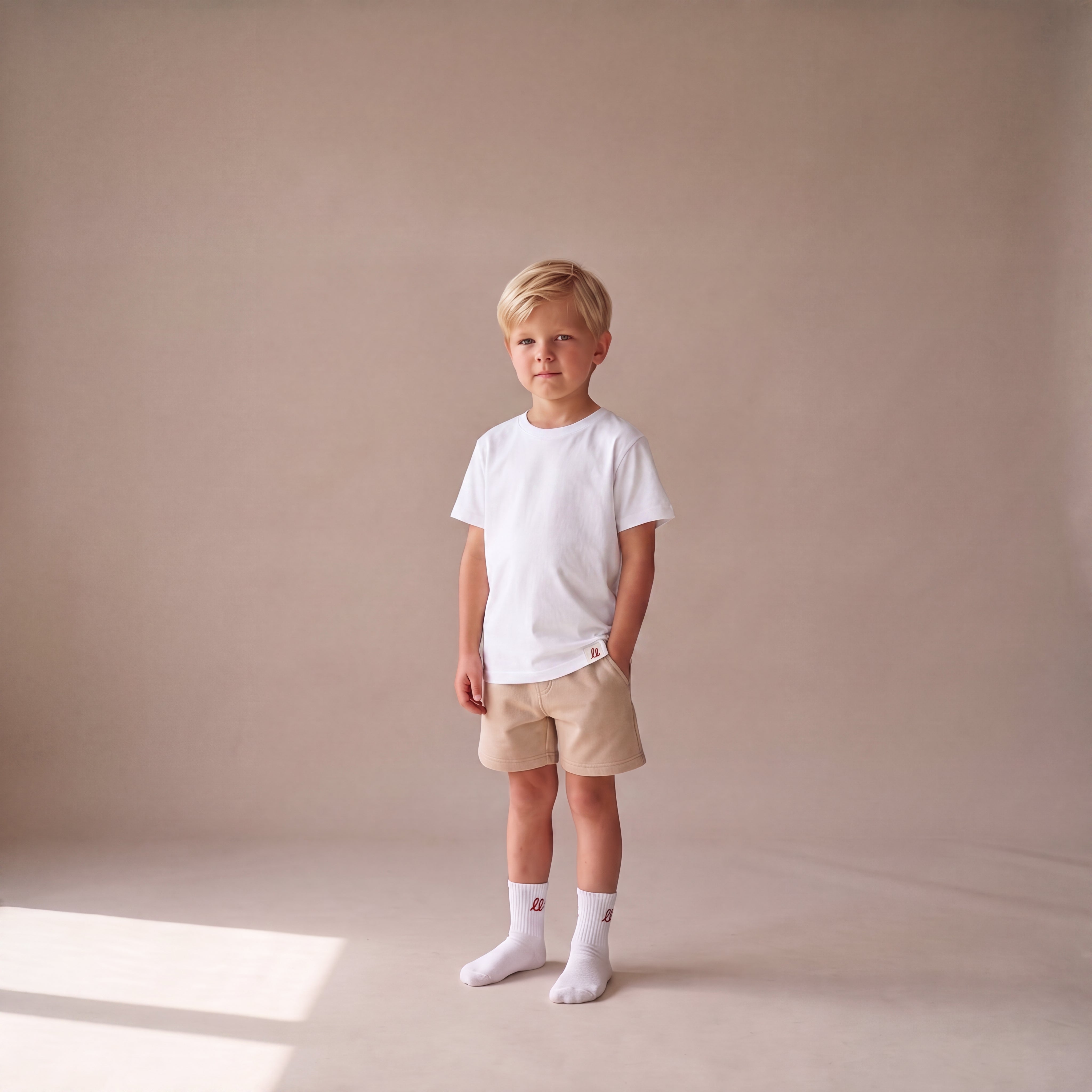 Blank – T-Shirt – getragen (weiss, Junge)