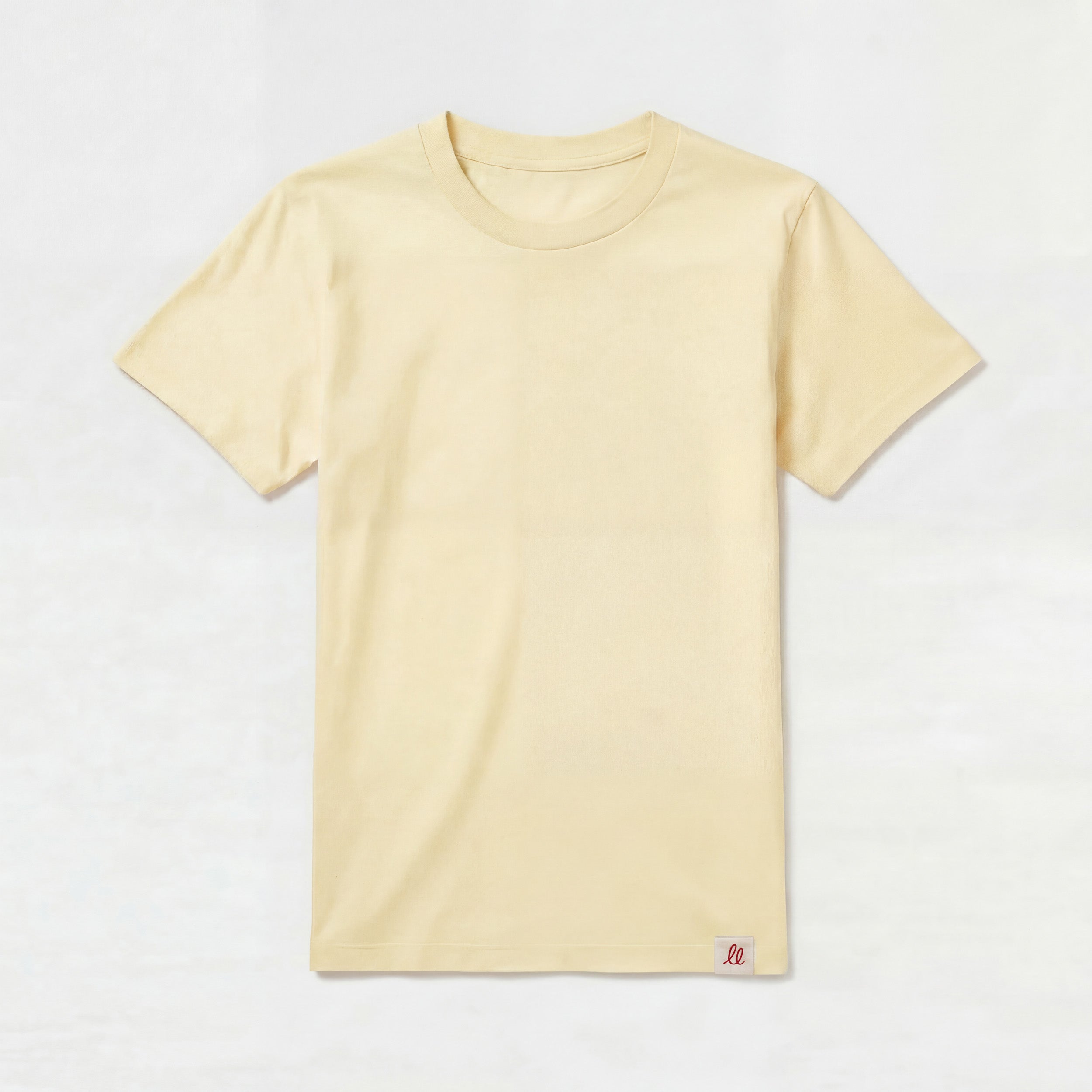 Blank – T-Shirt – Front (butter)