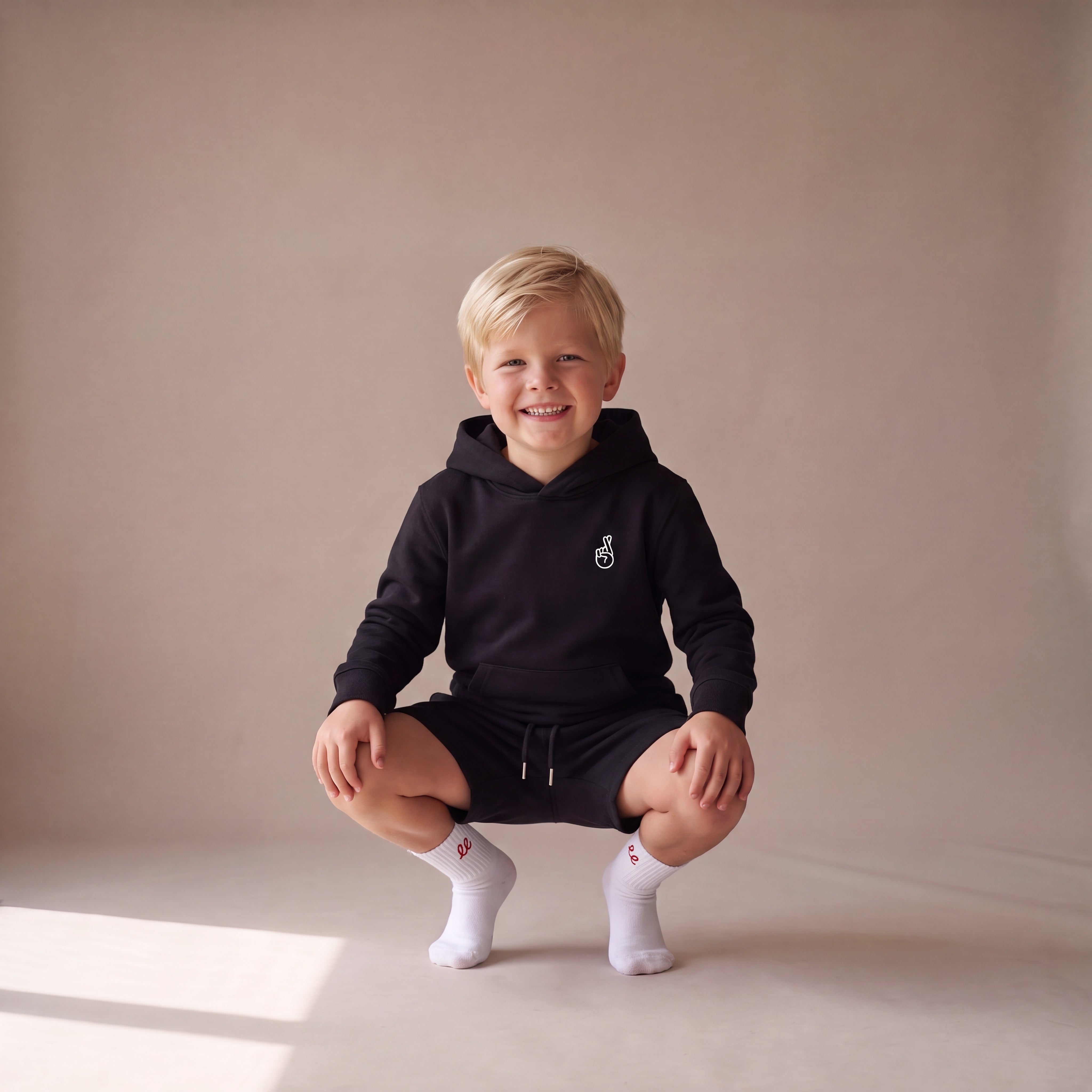 Local Troublemaker – Hoodie – getragen (Kind)