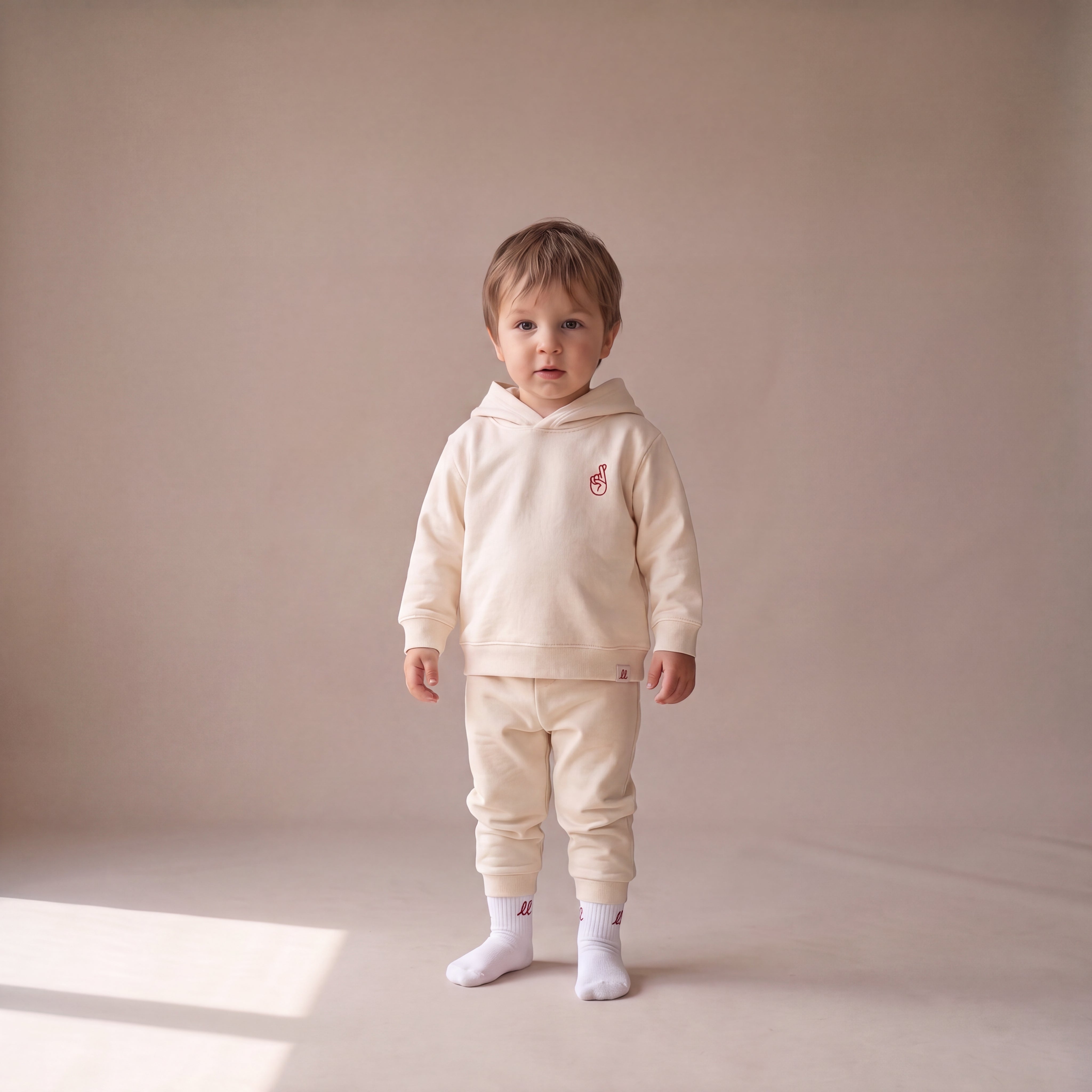Local Troublemaker – Hoodie – getragen (Baby)