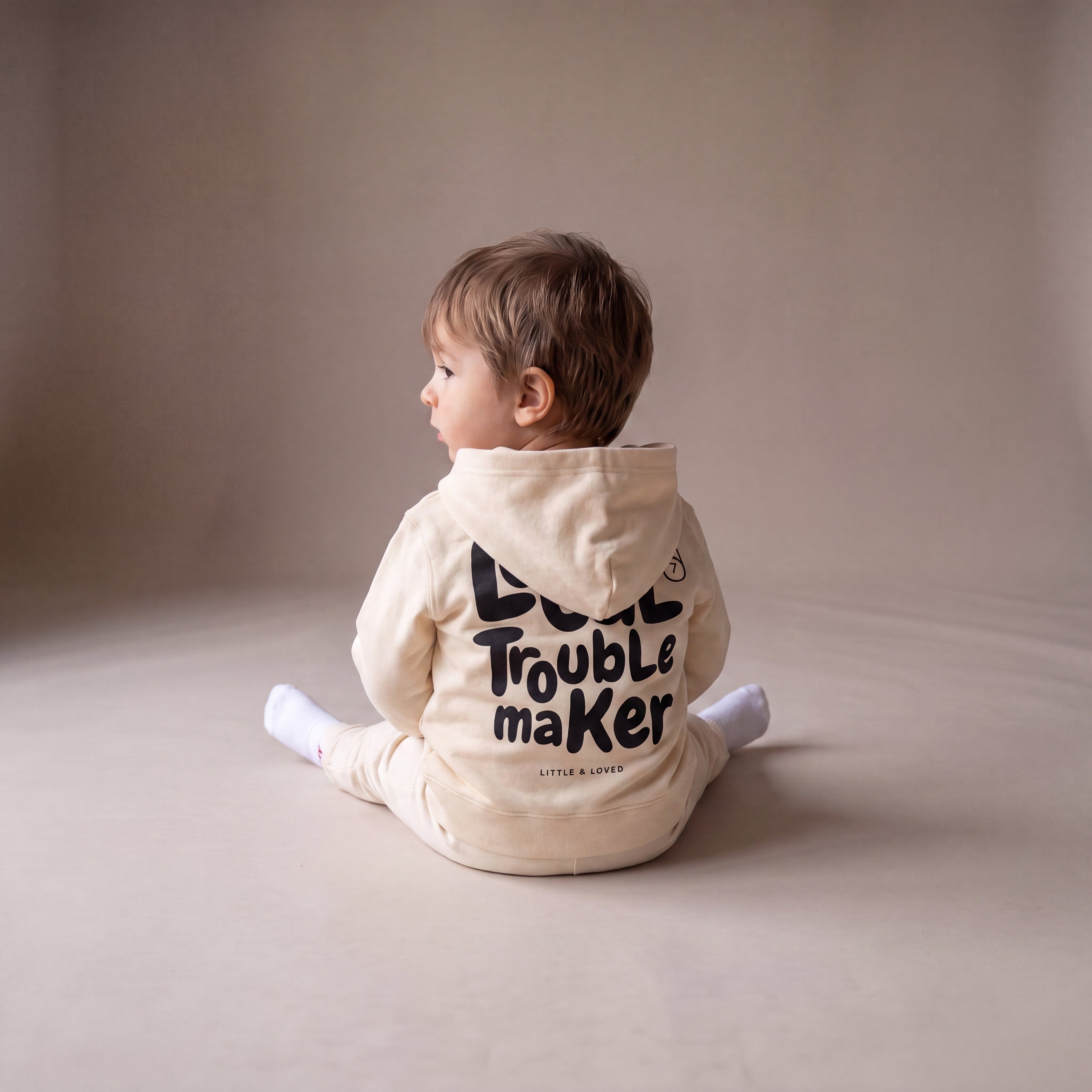 Local Troublemaker – Hoodie – getragen (Baby)