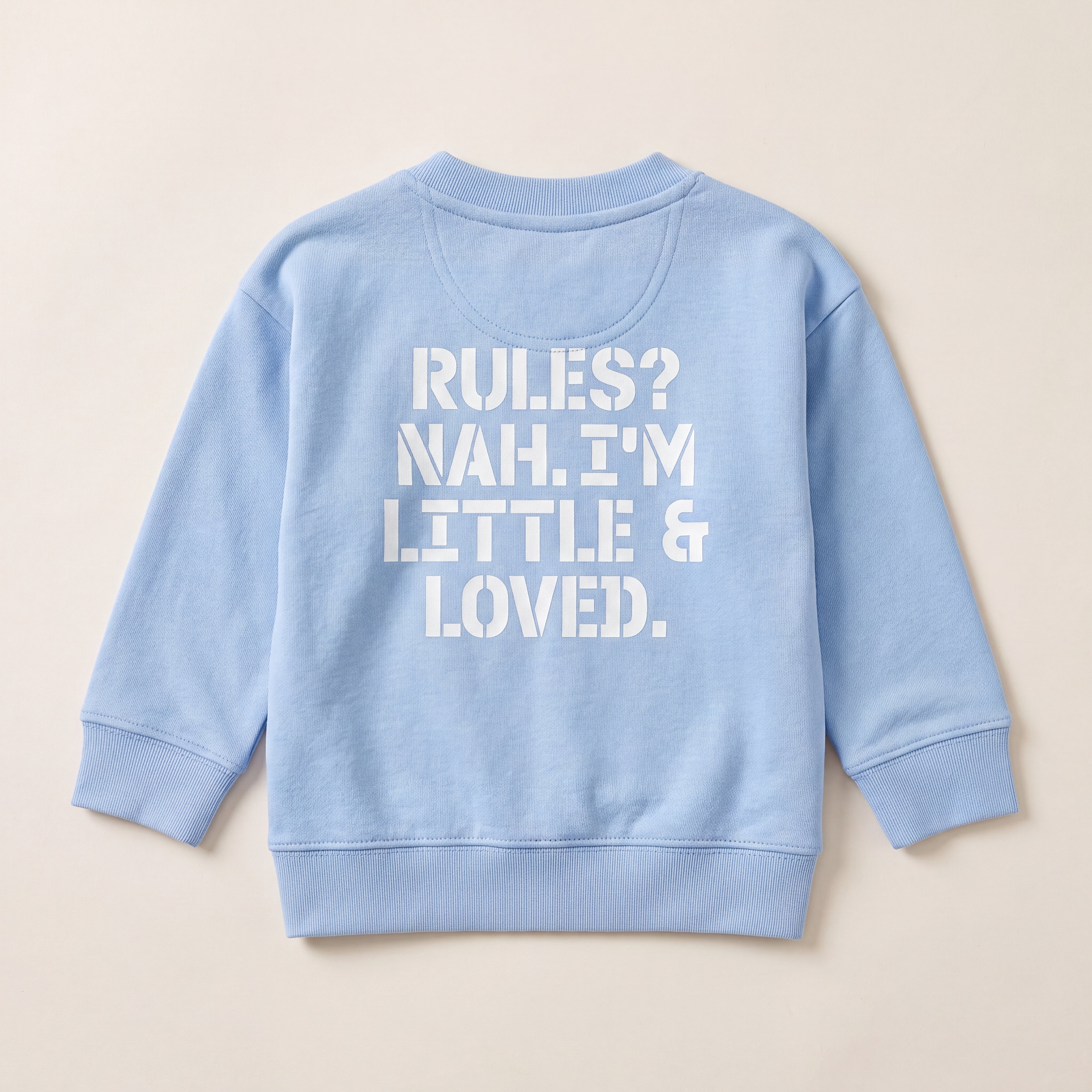 RULES? NAH. I'M LITTLE & LOVED. – Sweatshirt – Packshot Baby Rücken (steinblau)
