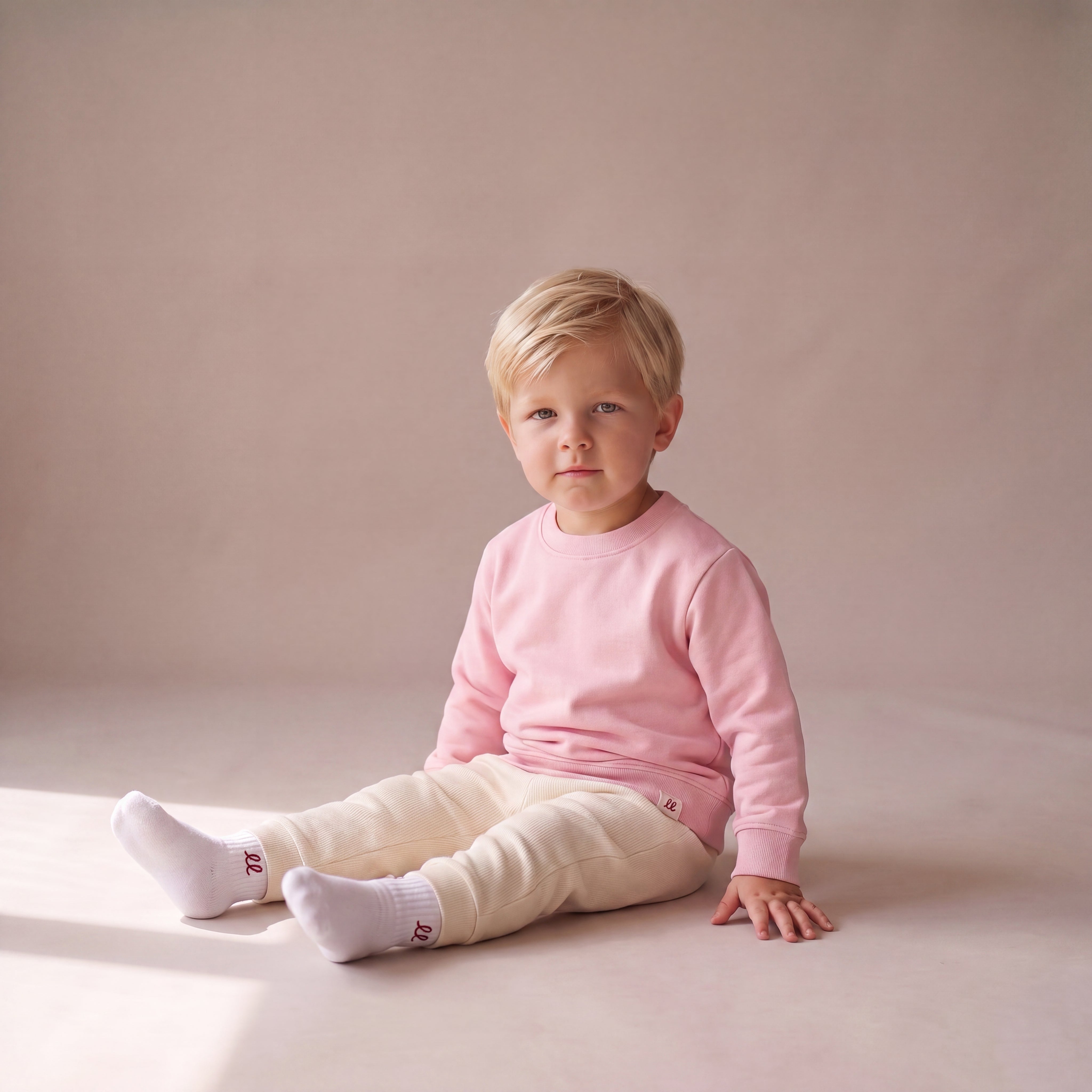 NO BORING KIDS ALLOWED HERE. – Sweatshirt – getragen (Baby)