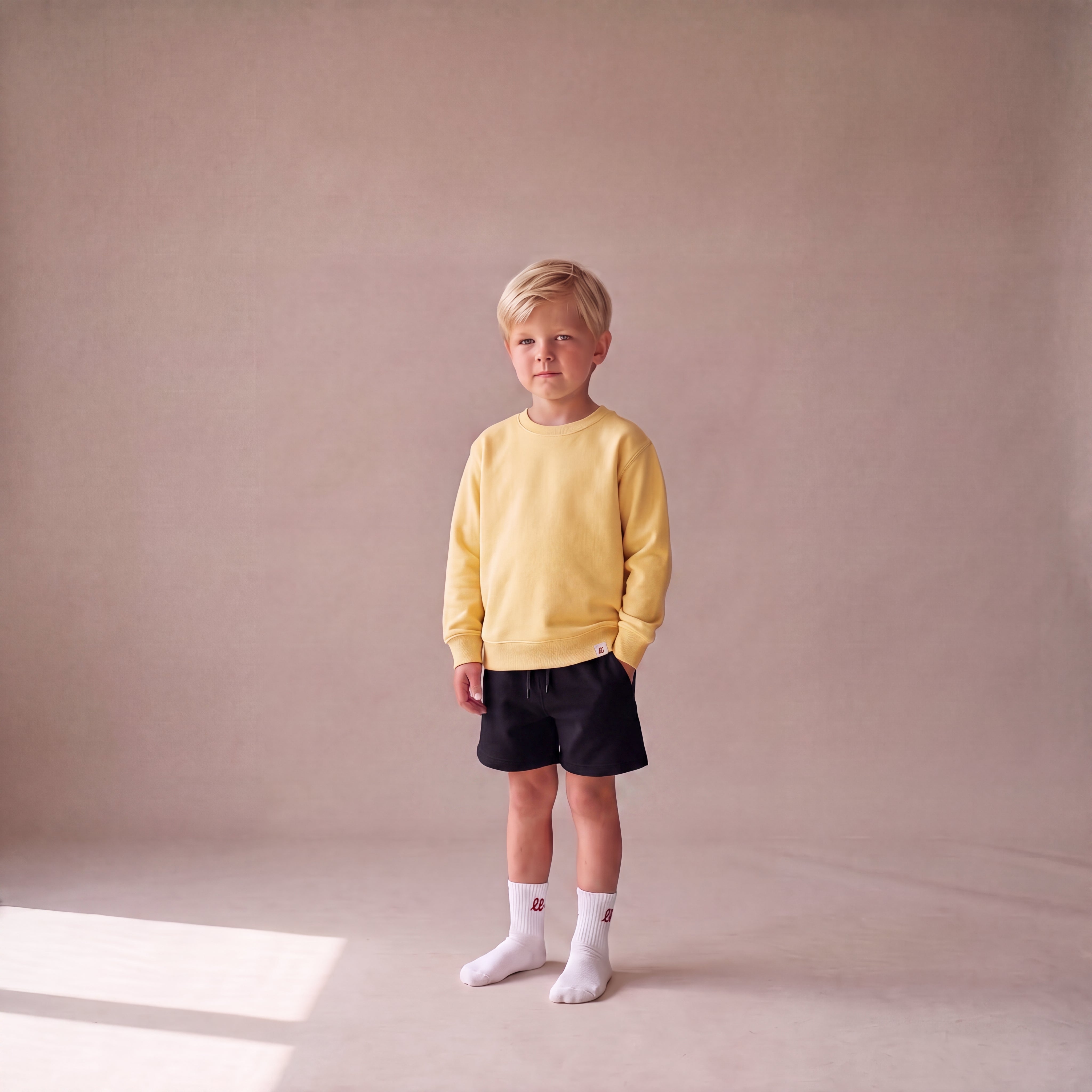 NO BORING KIDS ALLOWED HERE. – Sweatshirt – getragen (Kind)