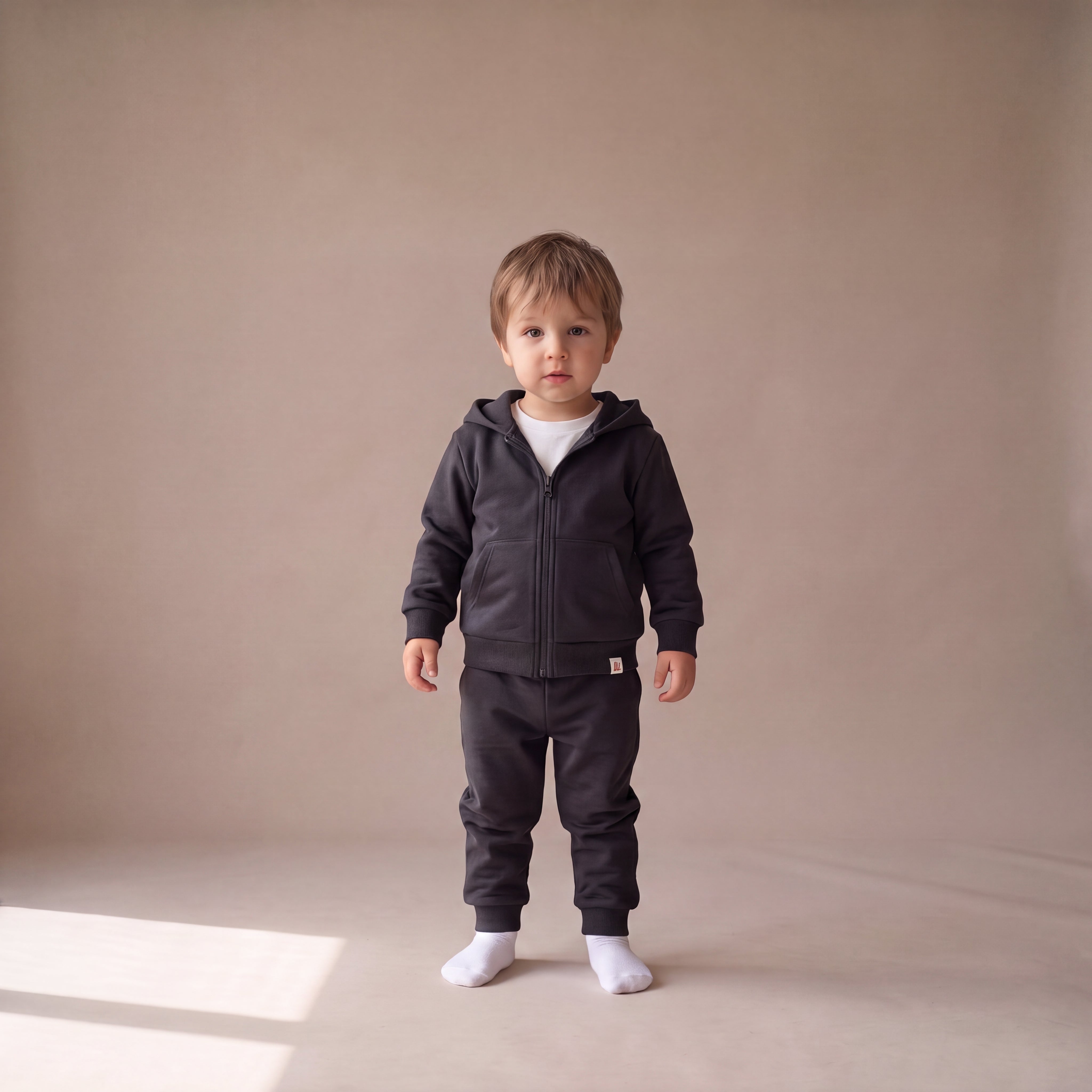 NO BORING KIDS ALLOWED HERE. – Zip-Hoodie – getragen (Baby)