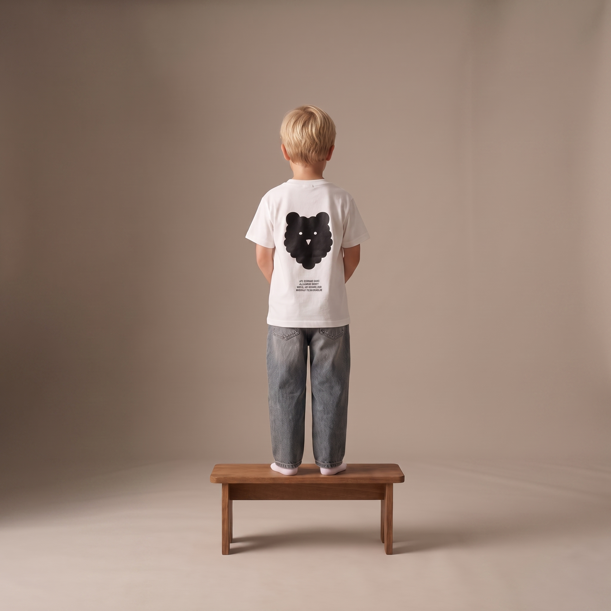 NO BORING KIDS ALLOWED HERE. – getragen (Kind)