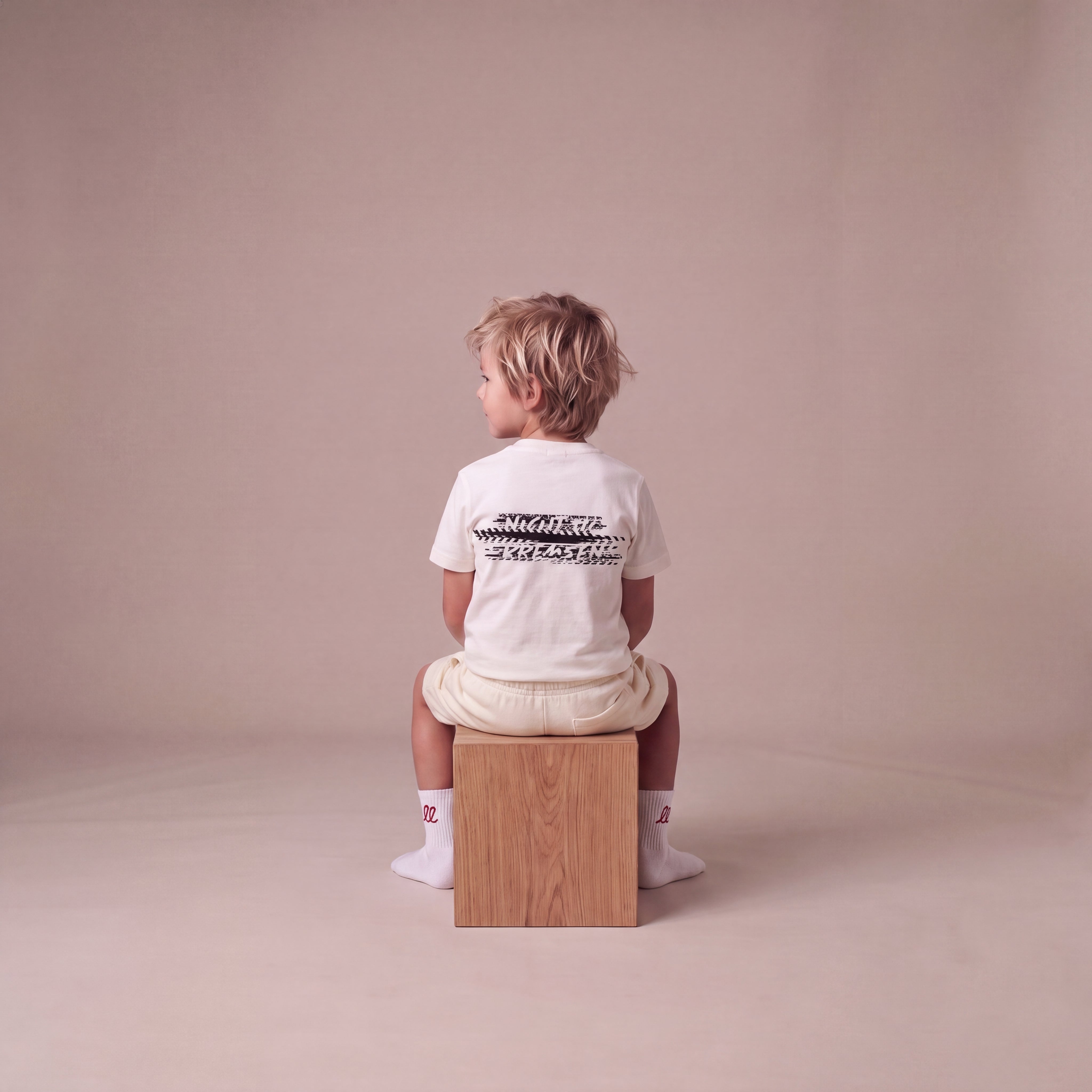 Nicht zu bremsen – Set mit Off-White-Shorts (Kind)