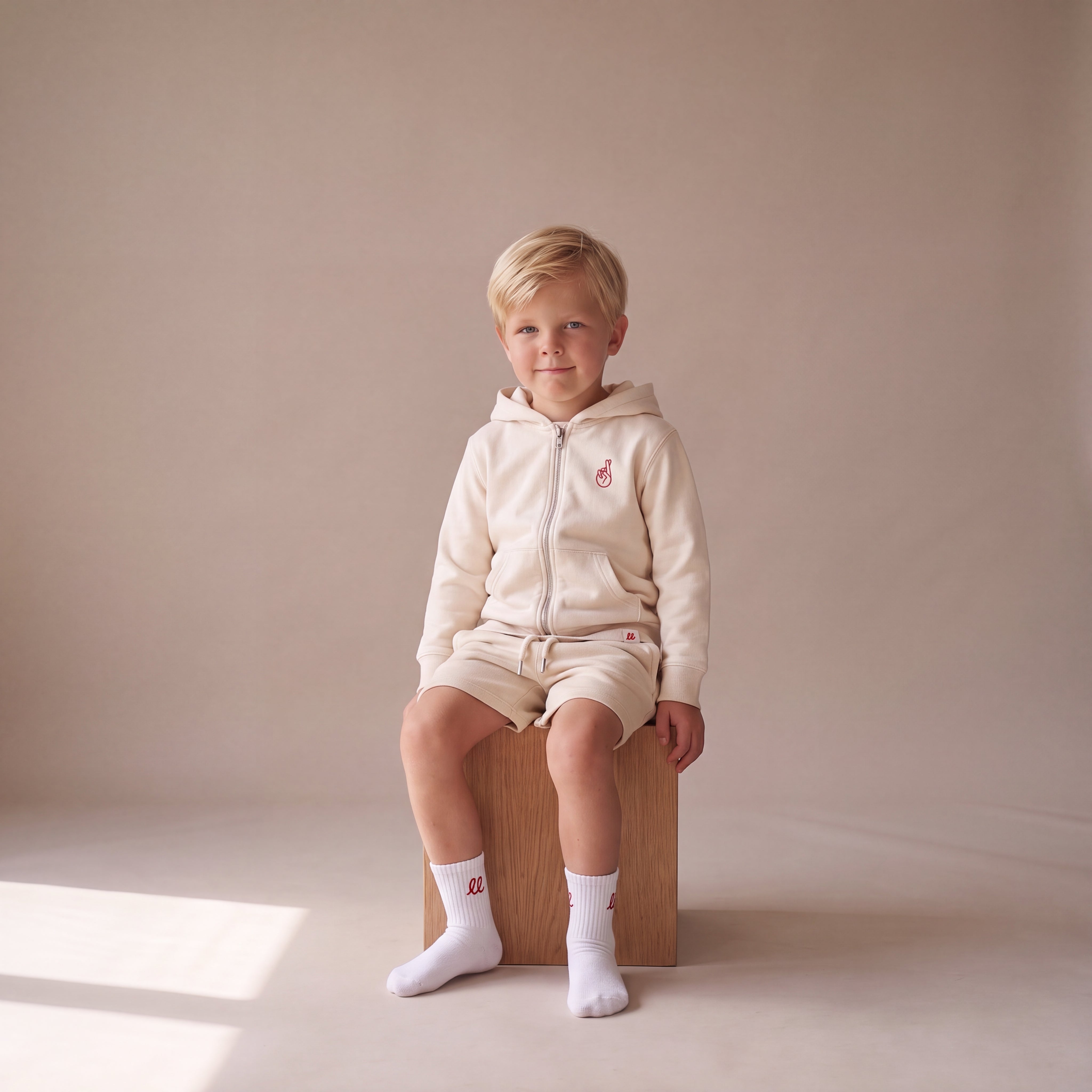 Local Troublemaker – Zip-Hoodie – getragen (Kind)
