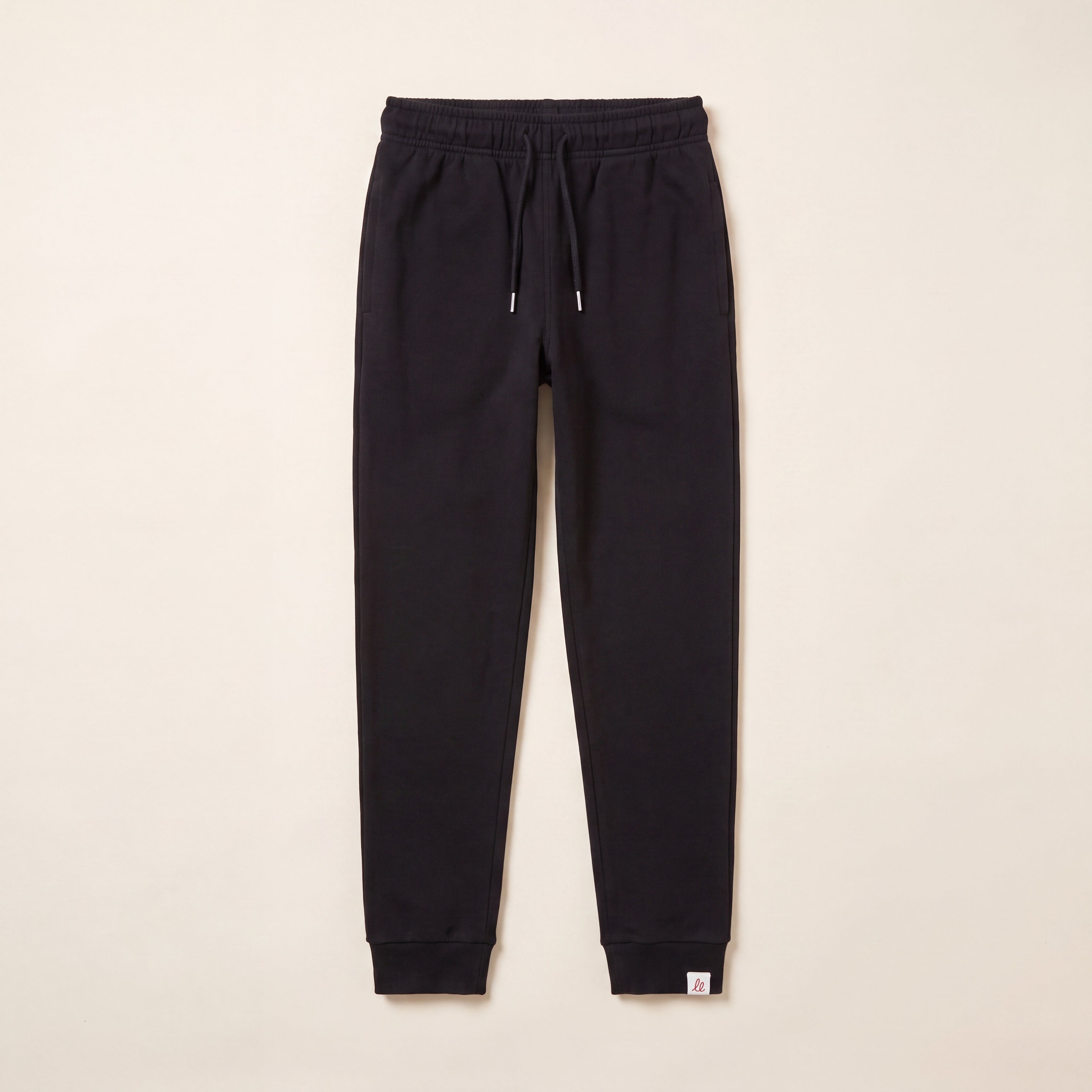 Jogginghose – Packshot Front (schwarz)