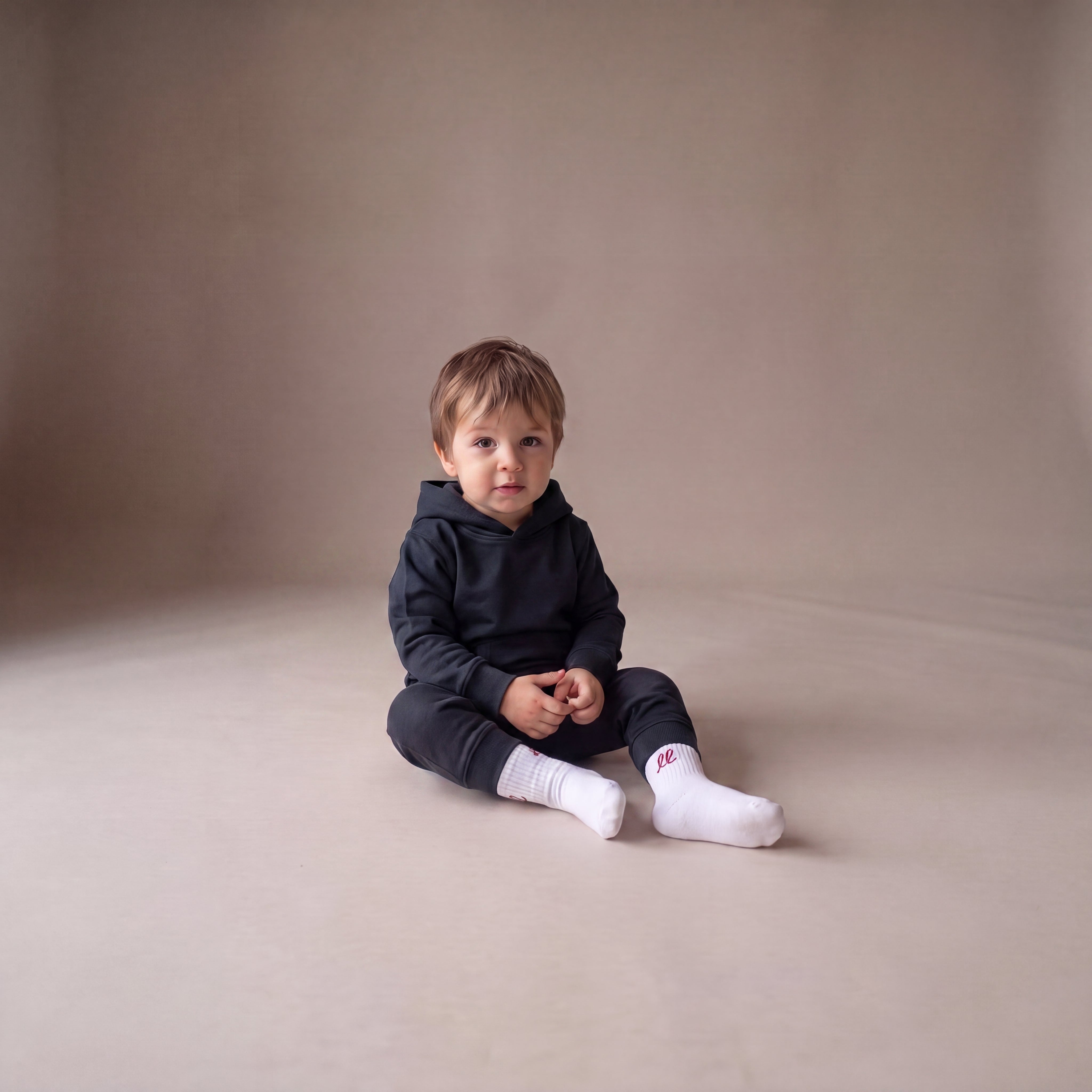 Blank – Hoodie – getragen (Baby)