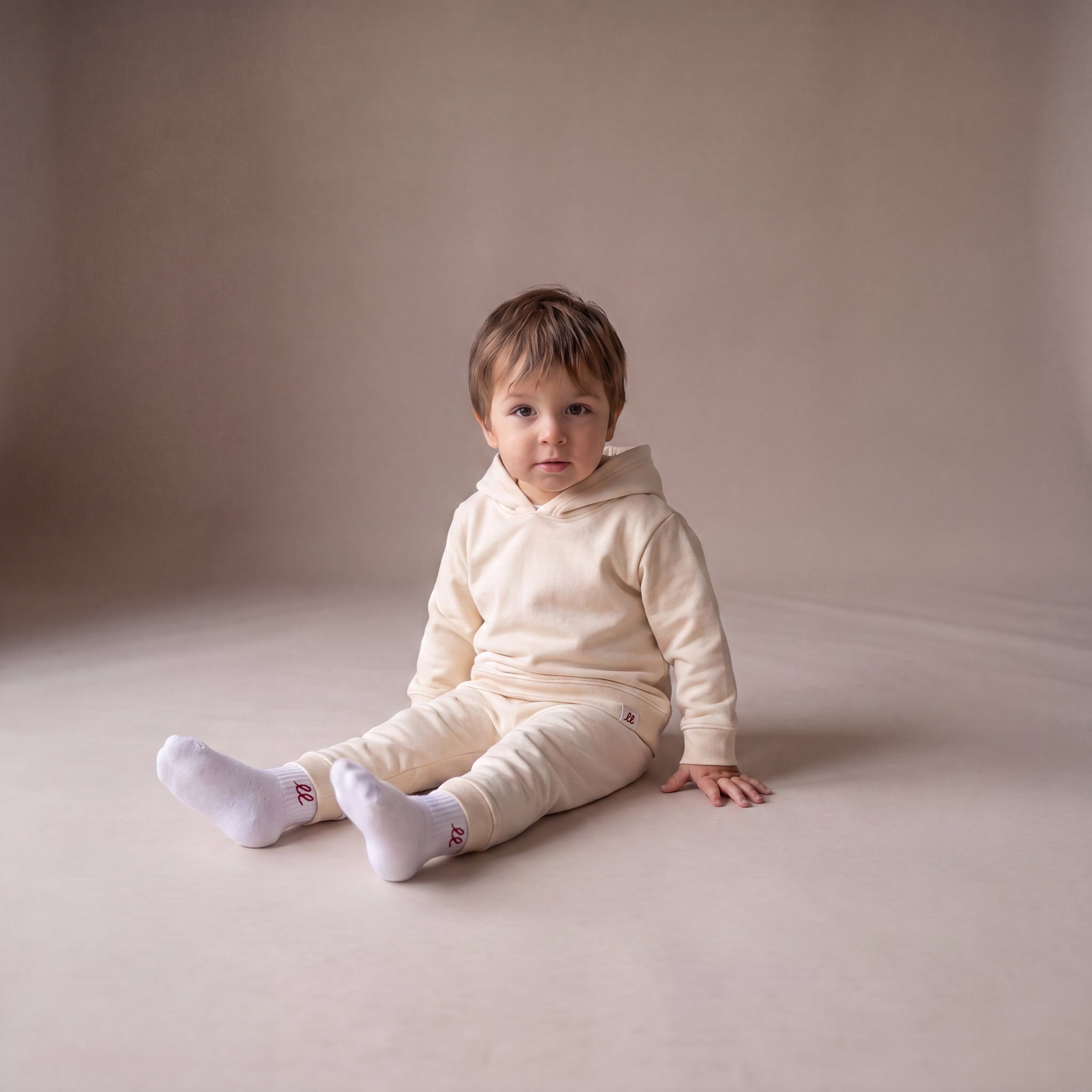 Blank – Hoodie – getragen (Baby)