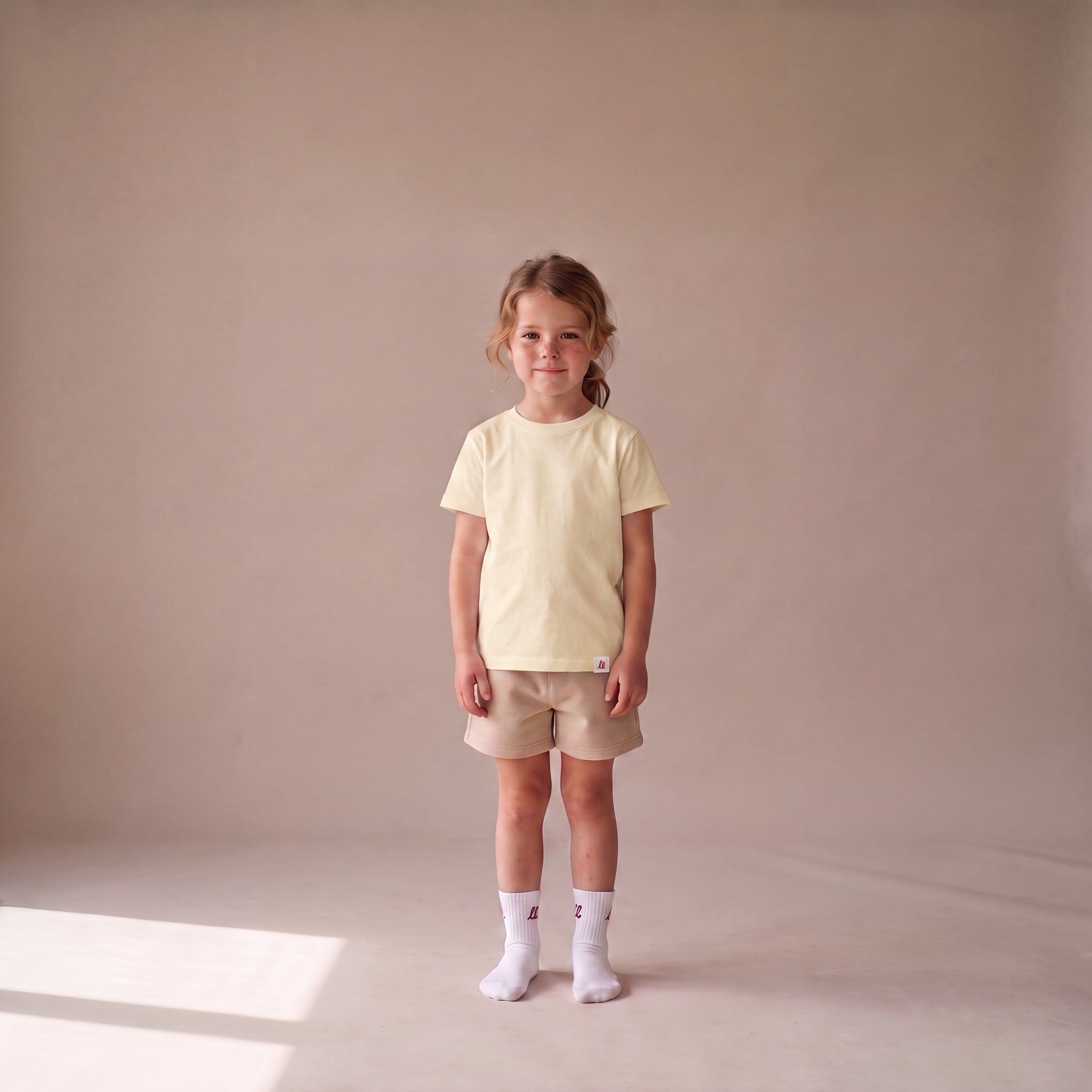 Blank – T-Shirt – getragen (butter, Mädchen)