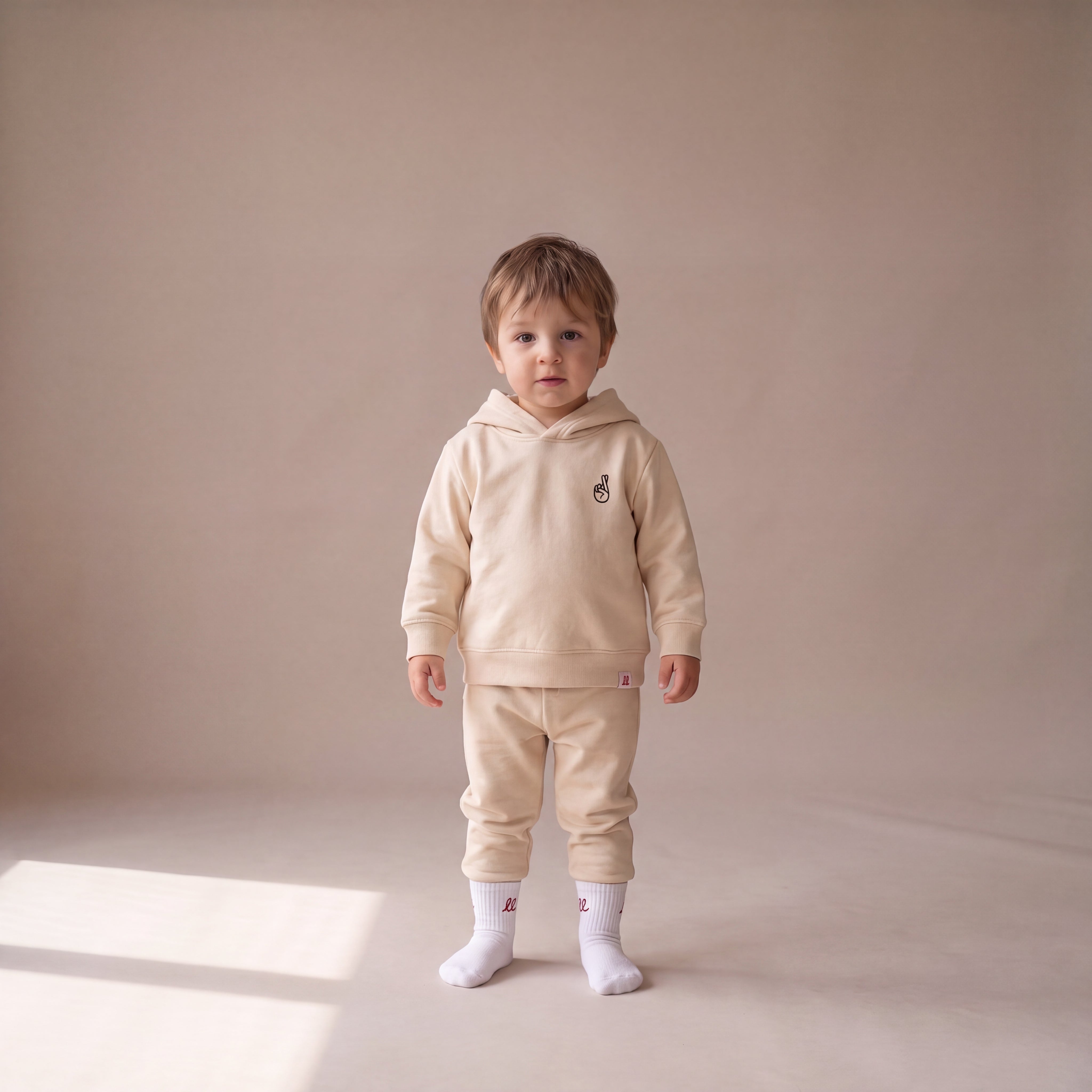 Local Troublemaker – Hoodie – getragen (Baby)