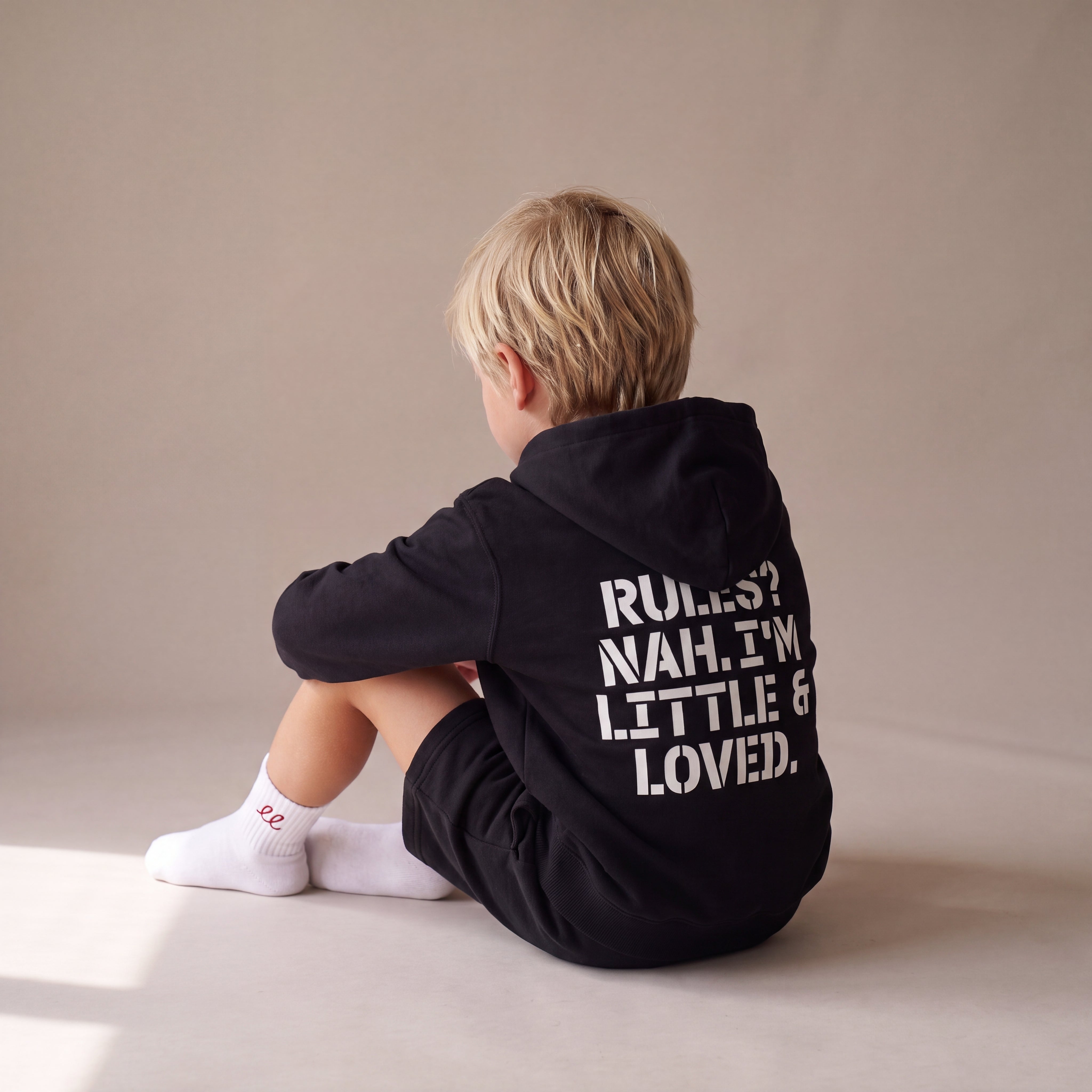 RULES? NAH. I'M LITTLE & LOVED. – Hoodie – getragen (Kind)