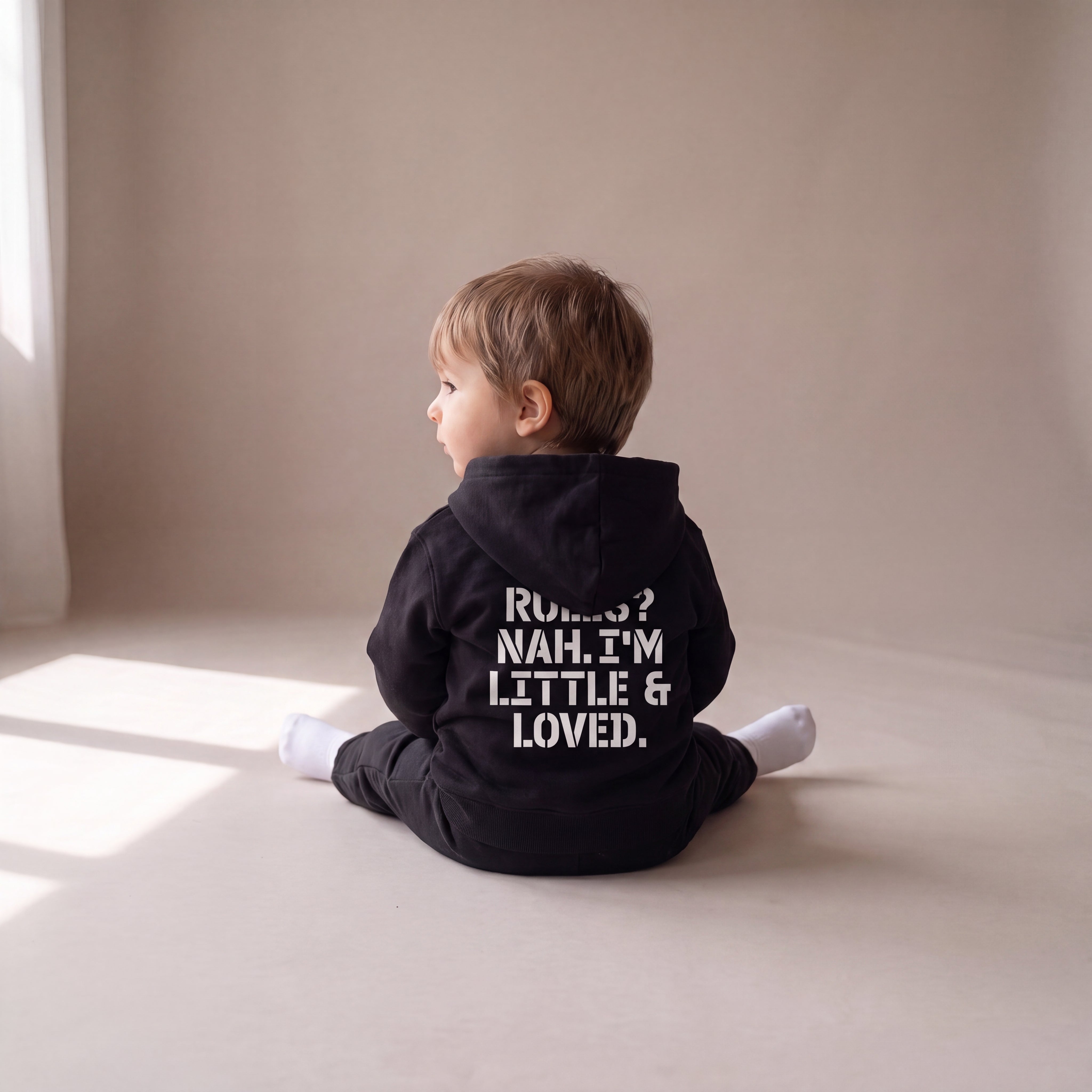 RULES? NAH. I'M LITTLE & LOVED. – Zip-Hoodie – getragen (Baby)