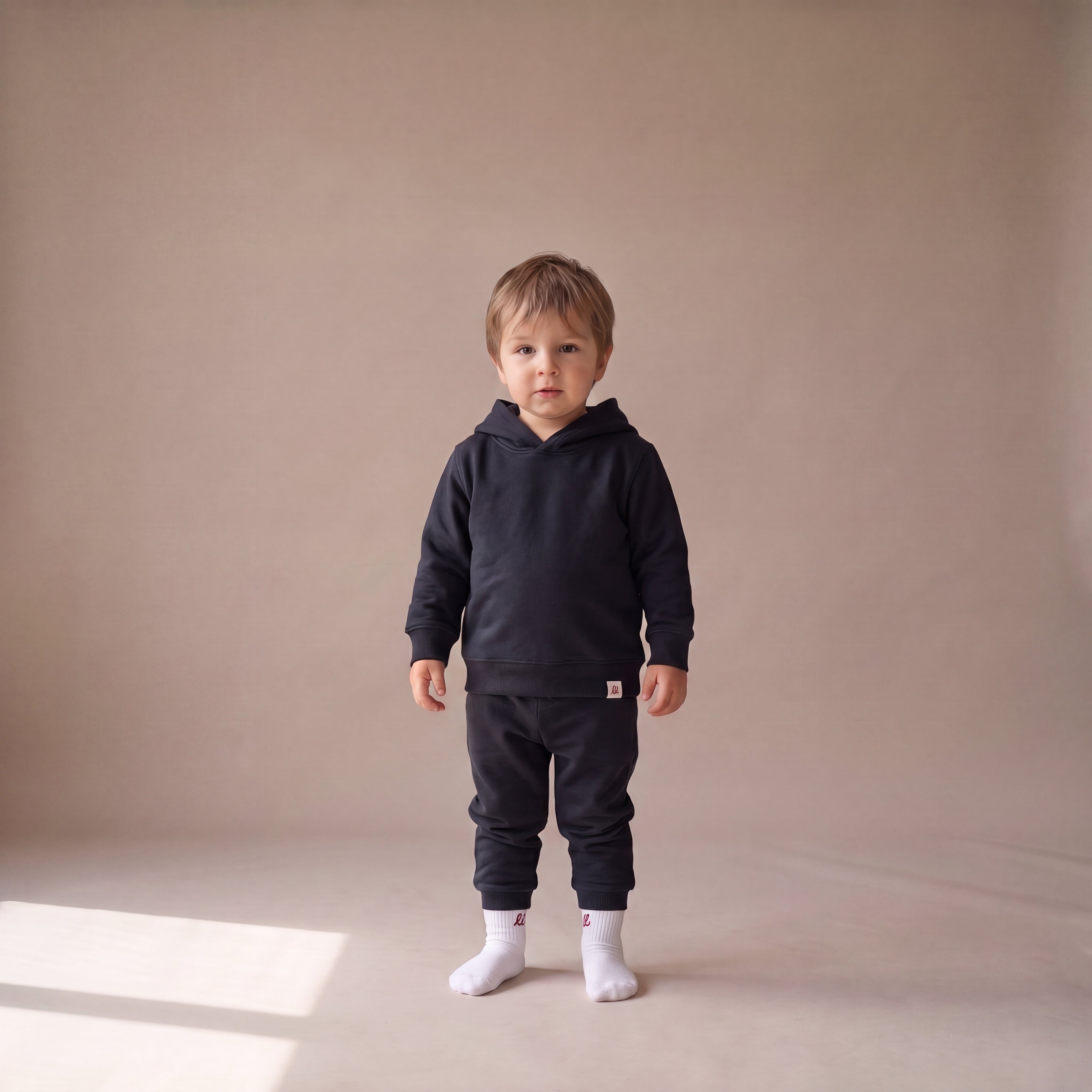 NO BORING KIDS ALLOWED HERE. – Hoodie – getragen (Baby)
