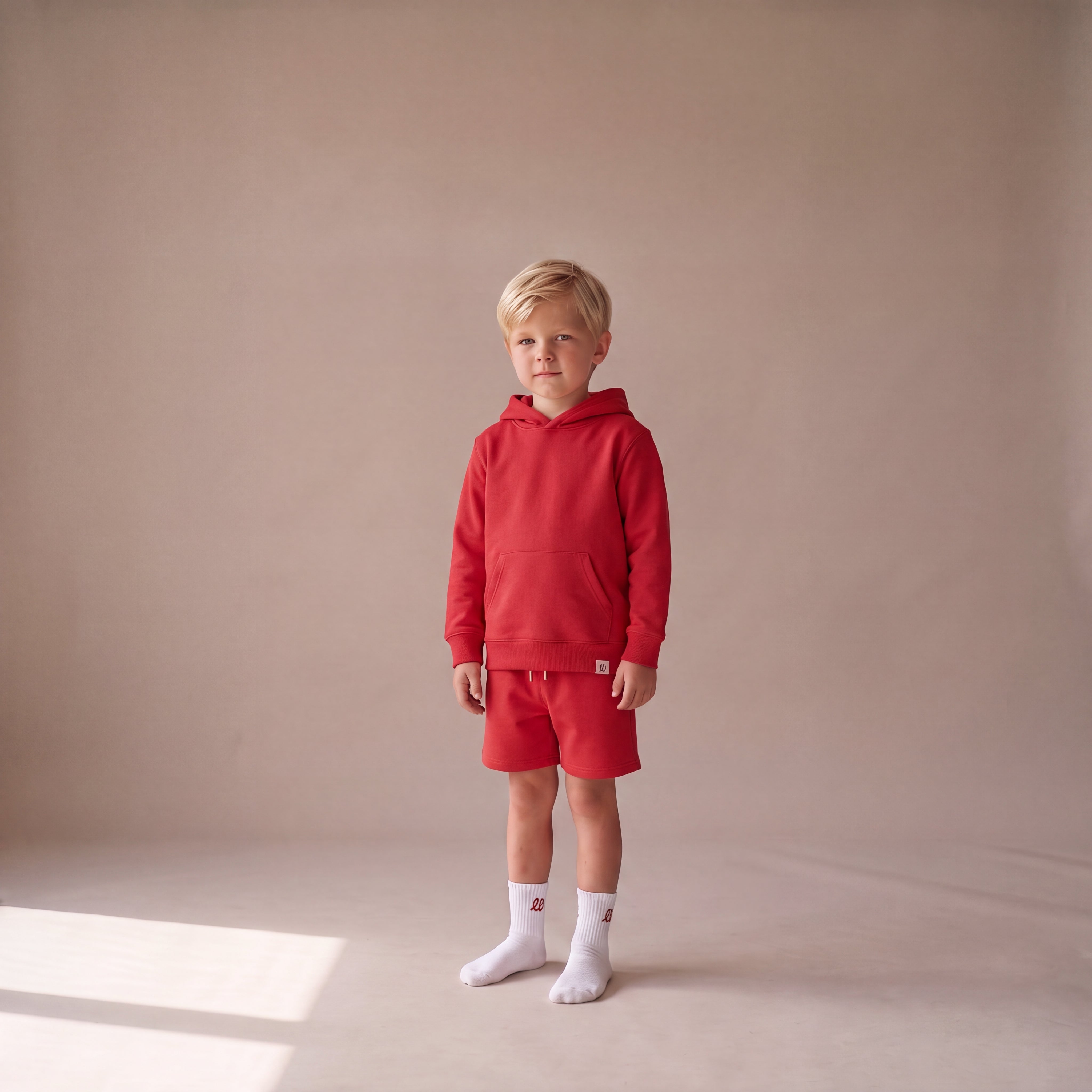 NO BORING KIDS ALLOWED HERE. – Hoodie – getragen (Kind)