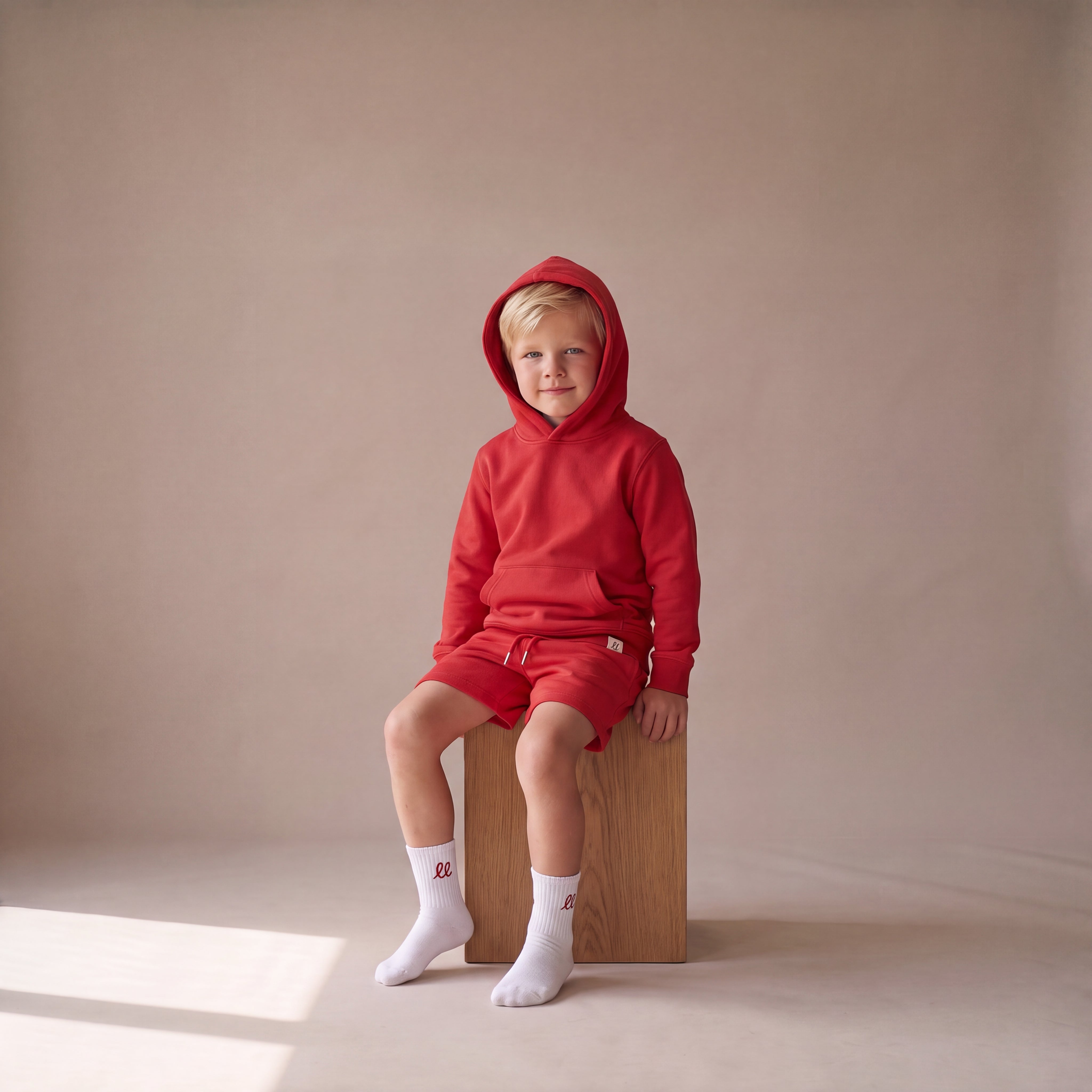 NO BORING KIDS ALLOWED HERE. – Hoodie – getragen (Kind)