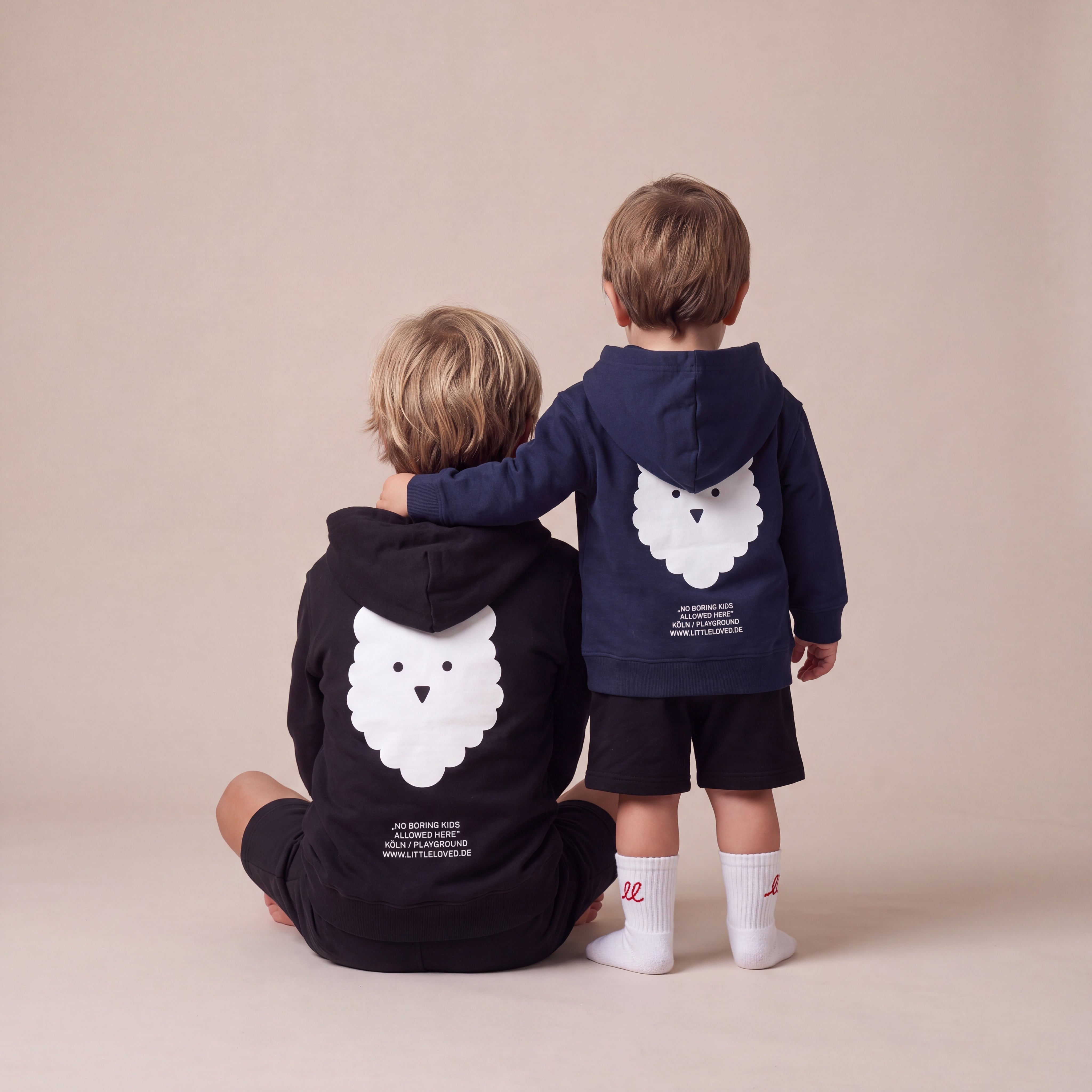 NO BORING KIDS ALLOWED HERE. – Hoodie – Navy