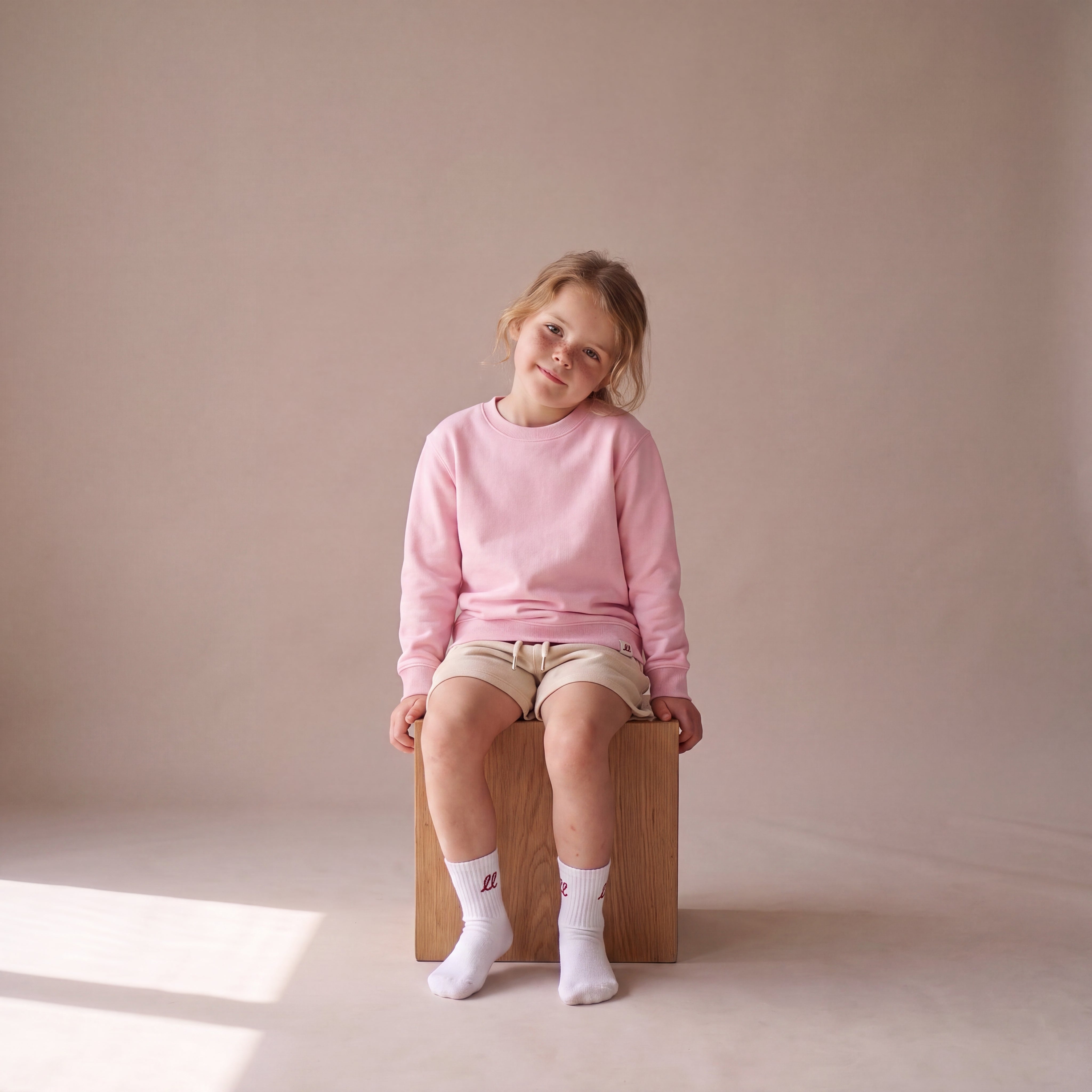 NO BORING KIDS ALLOWED HERE. – Sweatshirt – getragen (Kind)