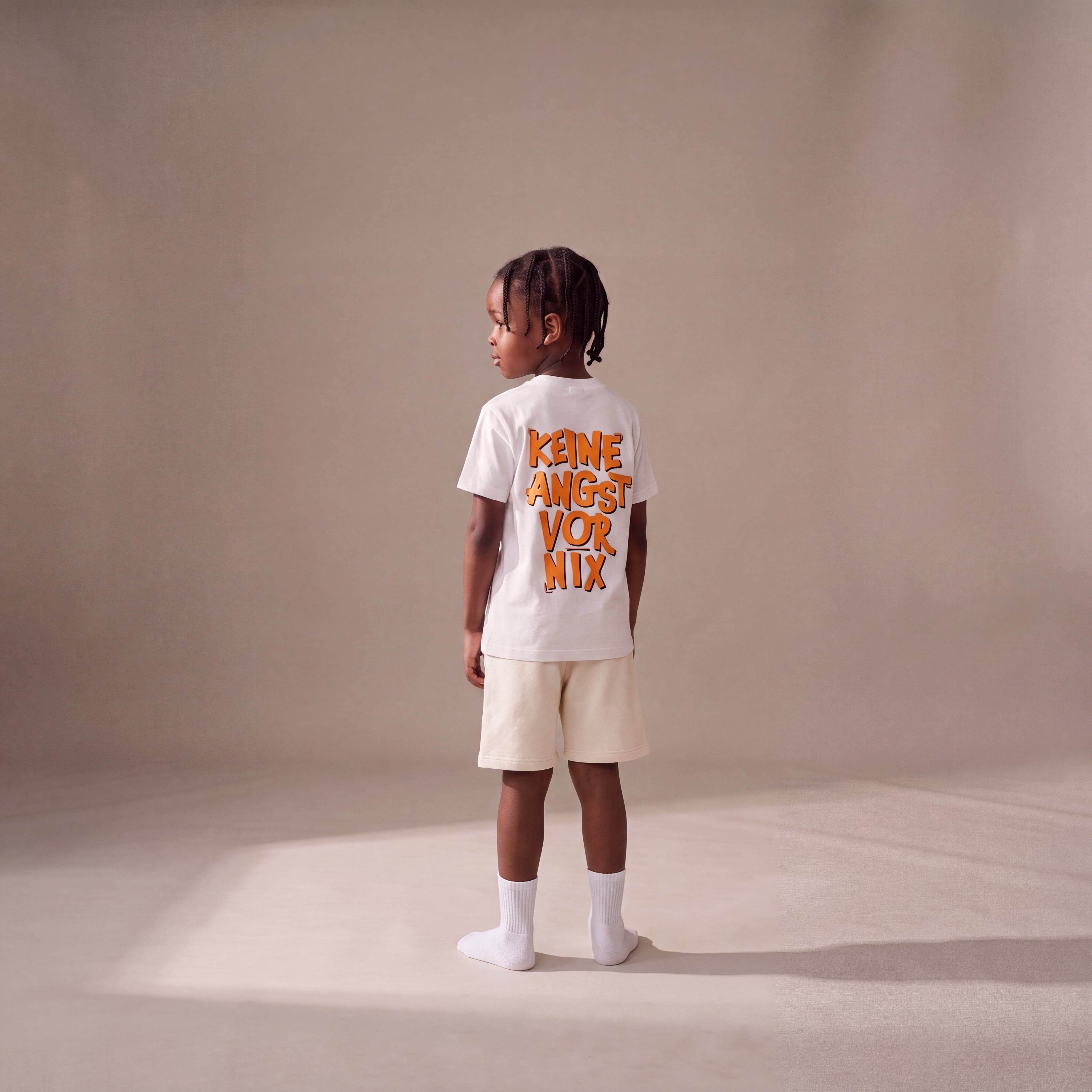 Keine Angst vor nix – Set mit Off-White-Shorts (Kind)