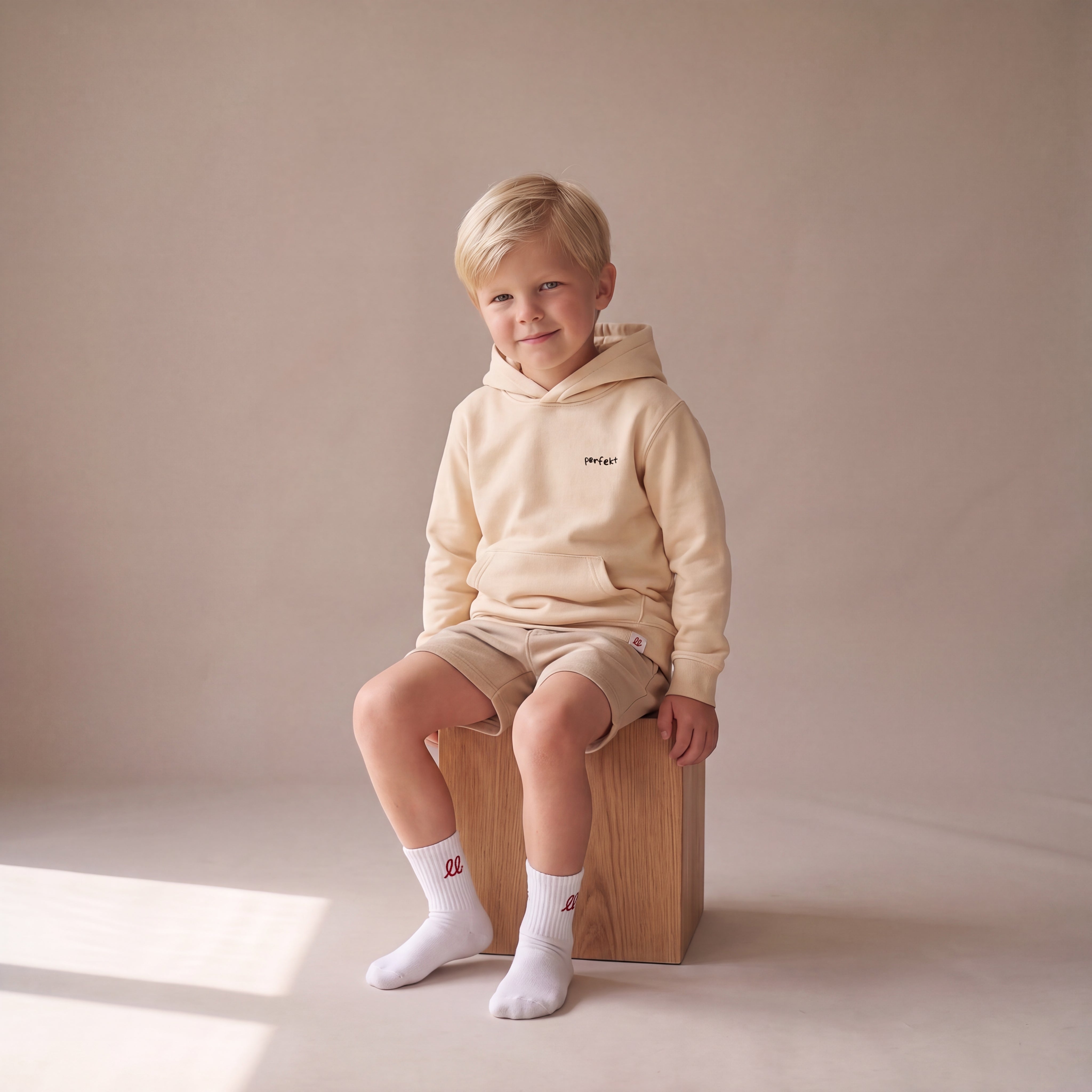 Perfekt, so wie du bist – Hoodie – getragen (Kind)