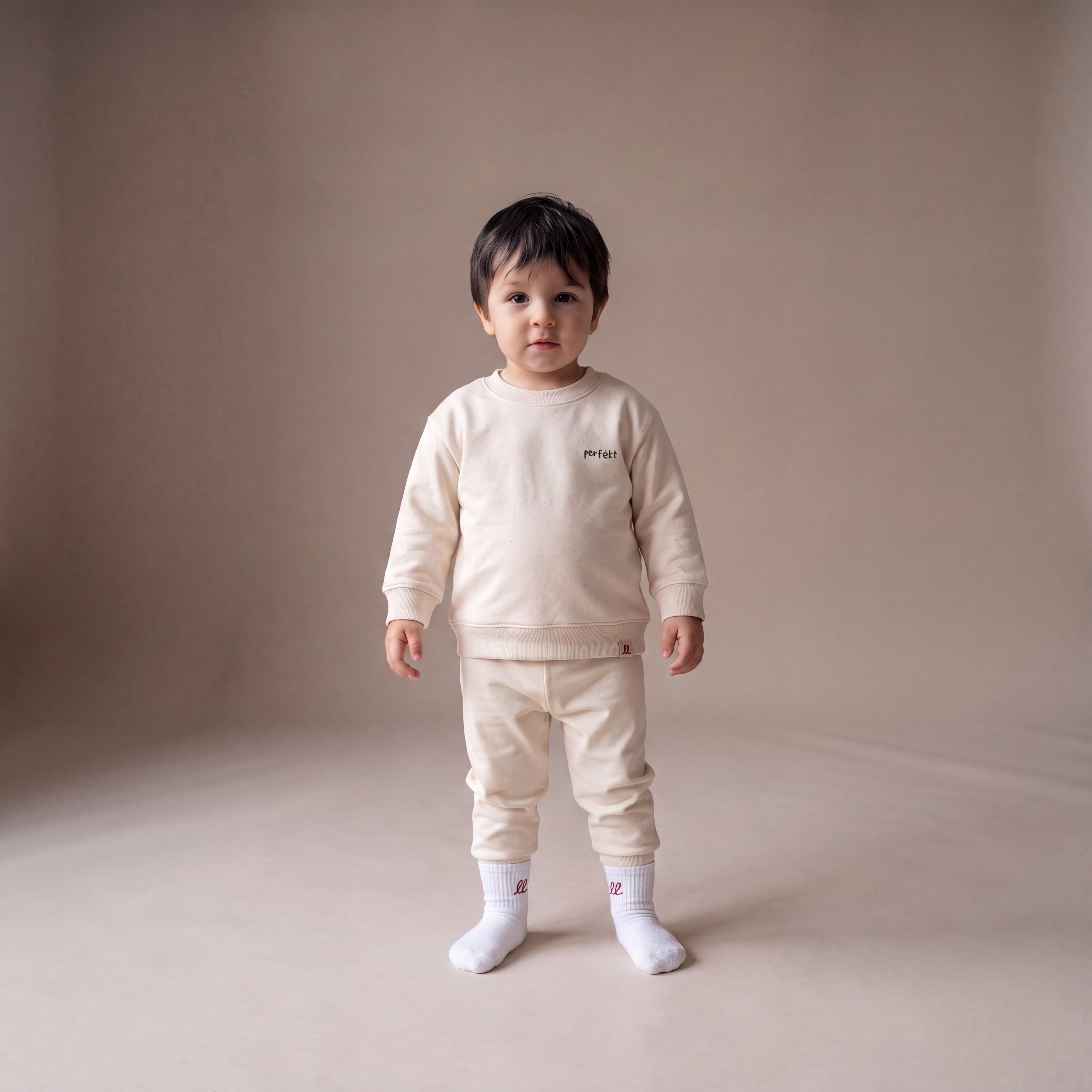 Perfekt, so wie du bist – Sweatshirt – getragen (Baby)