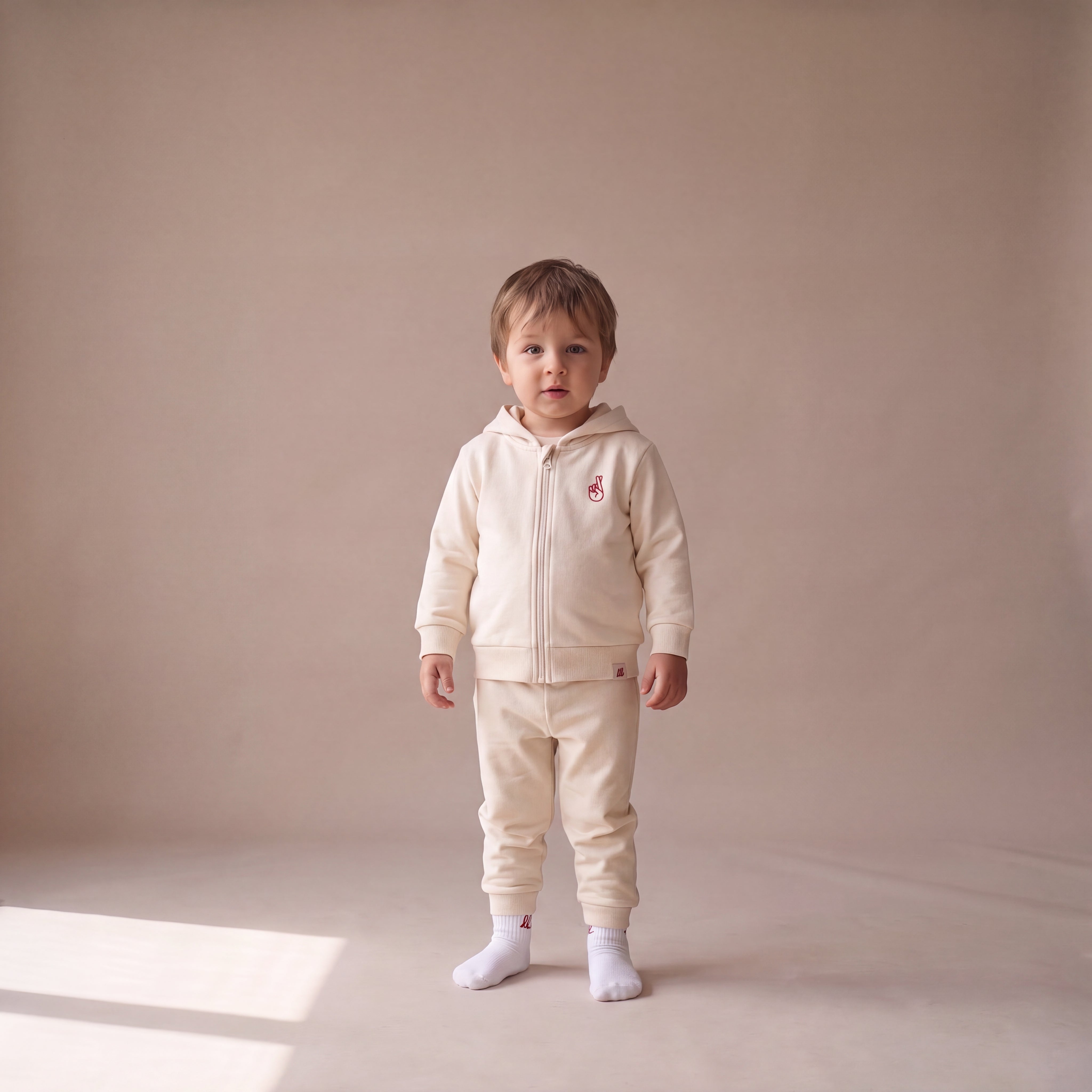 Local Troublemaker – Zip-Hoodie – getragen (Baby)
